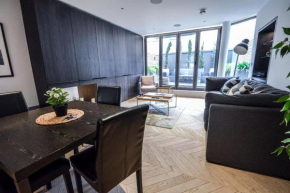Stunning 2 bedroom apartment with terrace
